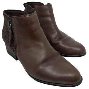 Clarks “Adreena Hope” Brown Leather Zip Ankle Boots Booties Women’s Size 11M